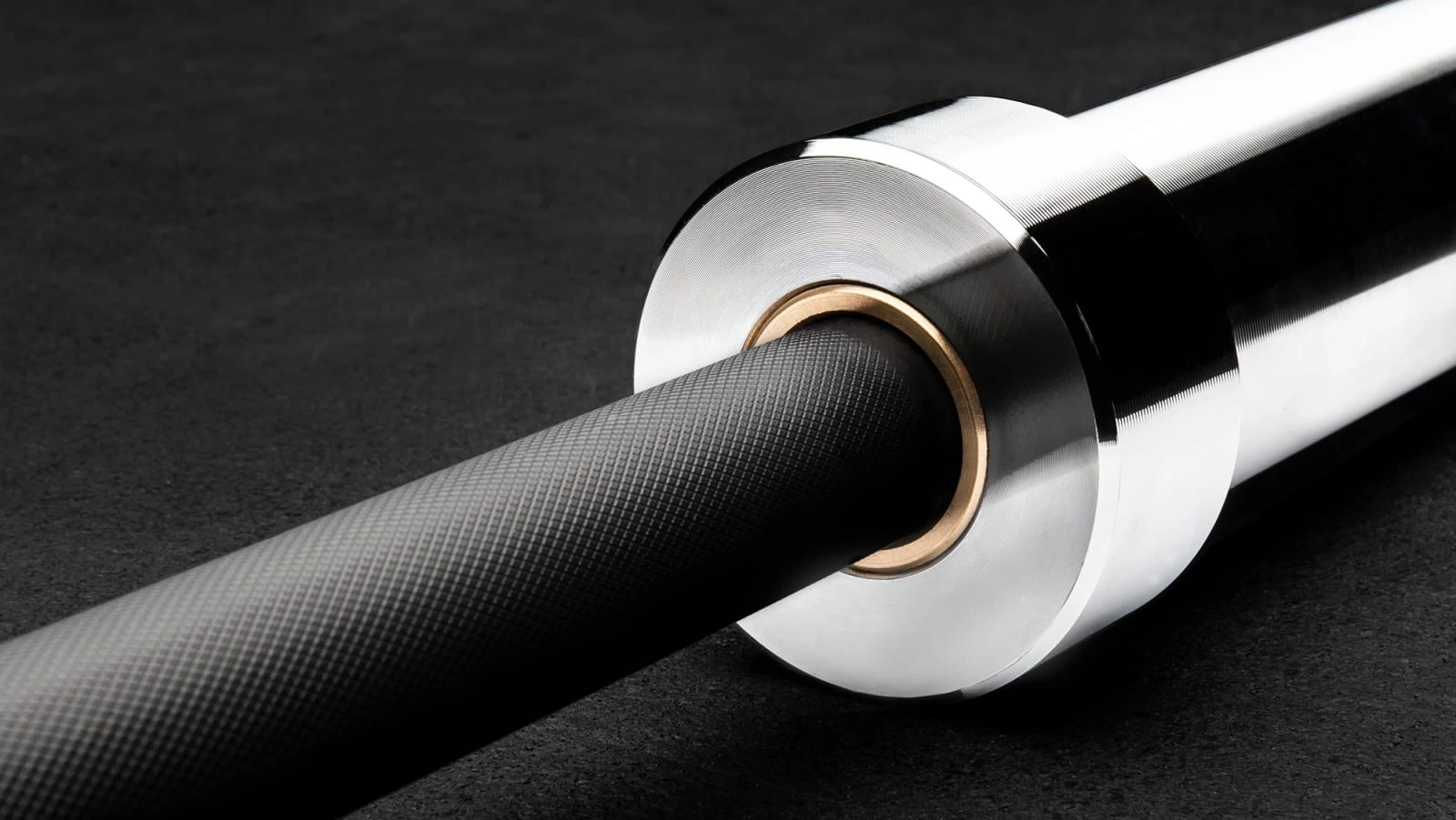 Rogue 25MM IWF Olympic Weightlifting Bar - Cerakote 7 Rogue 25MM IWF Olympic Weightlifting Bar - Cerakote - Image 5